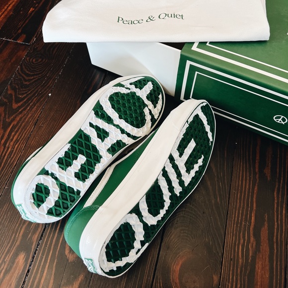 Museum of Peace and Quiet x Vans Vault collab sneakers - Picture 2 of 4